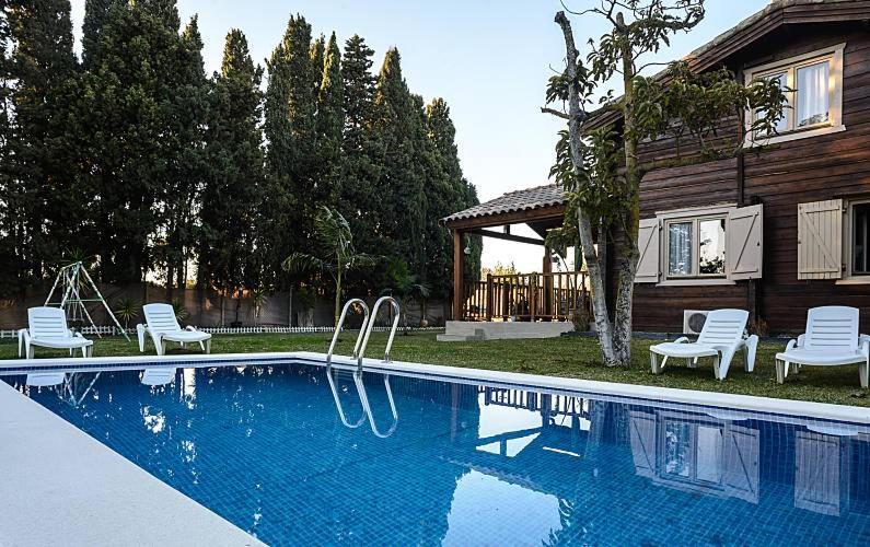 Casa Pinares De Roche Holiday home *